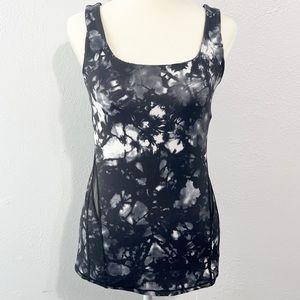 Lululemon mesh criss cross tank top size 4